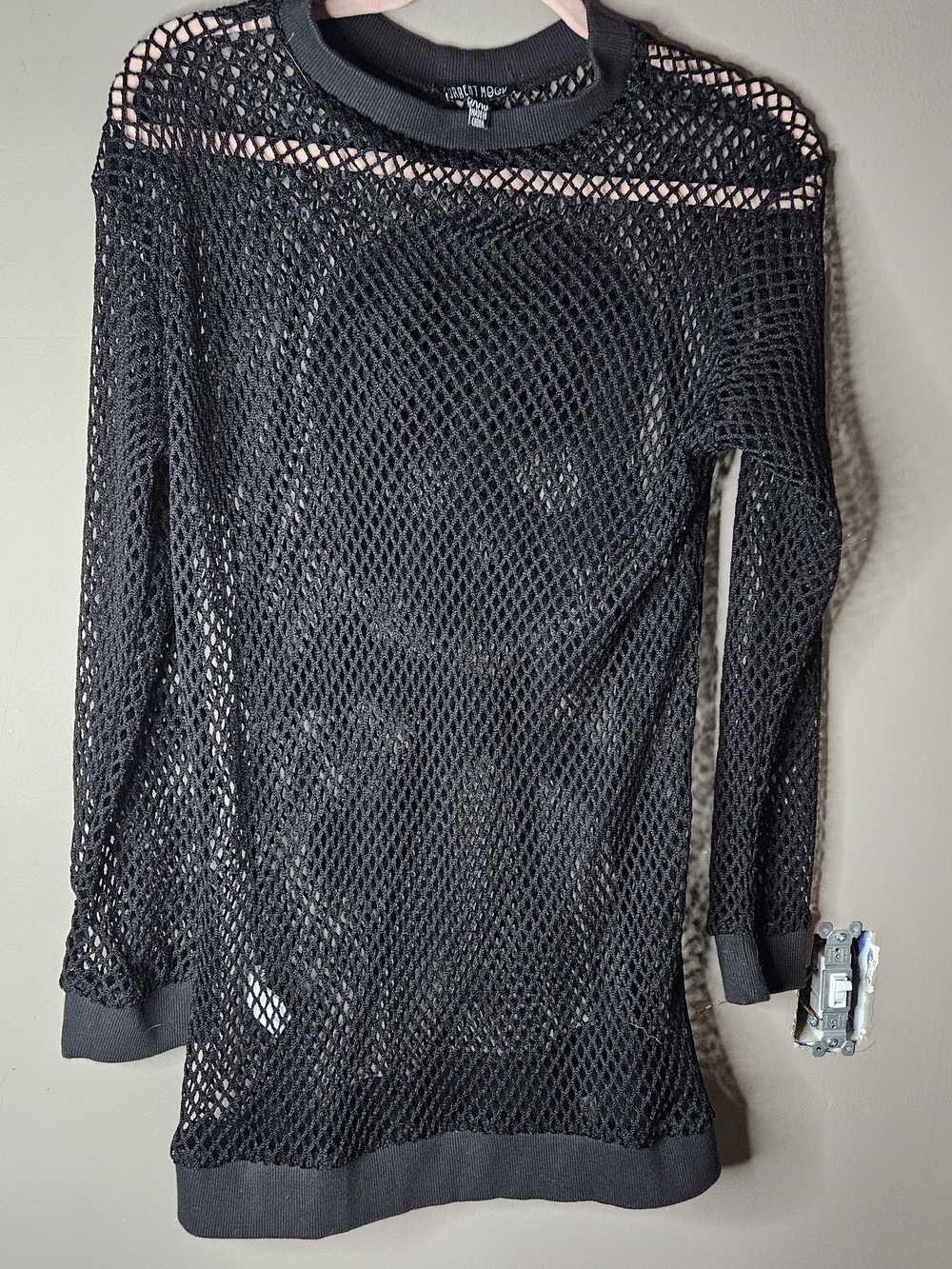 Black Fishnet Long Sleeve Skull Top By Current Mood Ptp 20" Size Xxs Length 31"